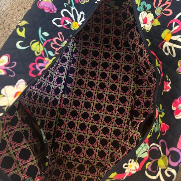 Vera bradley ribbons grand traveler weekender duffel bag - Picture 4 of 4